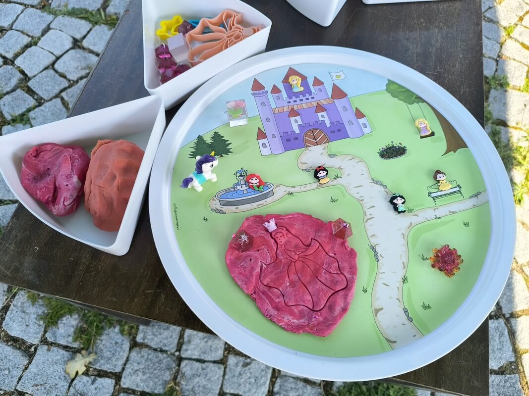 Zámek - Podložka do Play Tray